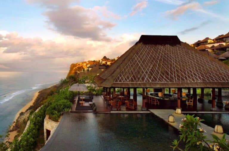 Her finner du de luksuriøse strandhotellene på Bali
